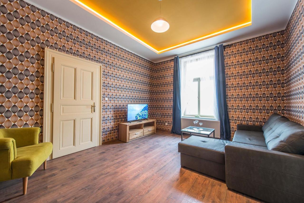 Prague Locals Monastery Apartments Praga Exterior foto